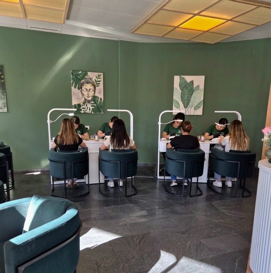 Nailsalonsquare